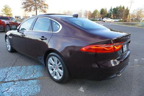 2017 Jaguar XF 35t Premium