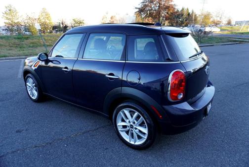 2012 MINI Cooper Countryman Base