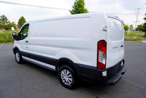 2017 Ford Transit-150 Base