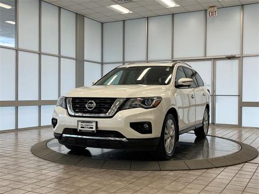 2019 Nissan Pathfinder SL