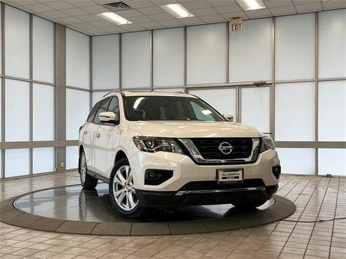 2019 Nissan Pathfinder SL