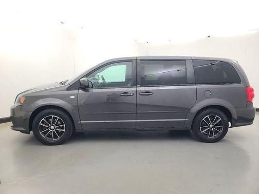 Granite Crystal Metallic Clearcoat 2014 Dodge Grand Caravan SXT