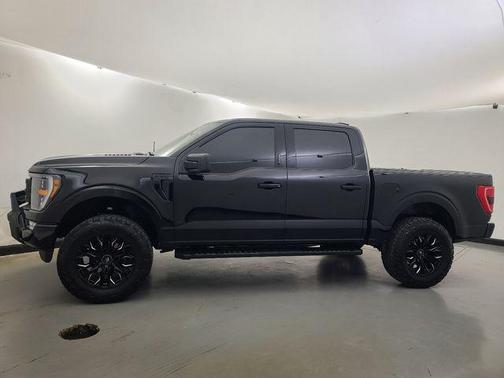 AGATE BLACK METALLIC 2022 Ford F-150 XLT