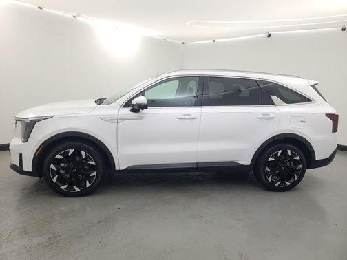Glacial White Pearl 2025 Kia Sorento SX