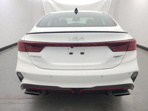 Snow White Pearl 2023 Kia Forte GT