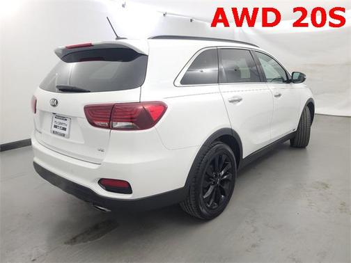 2020 Kia Sorento S
