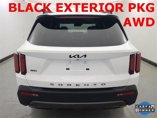 2022 Kia Sorento S