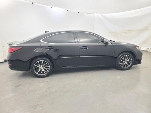 2016 Lexus ES 350 Base