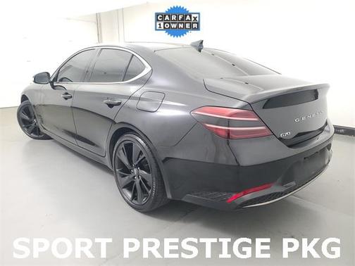 2023 Genesis G70 2.0T AWD