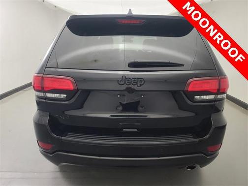 2021 Jeep Grand Cherokee Laredo