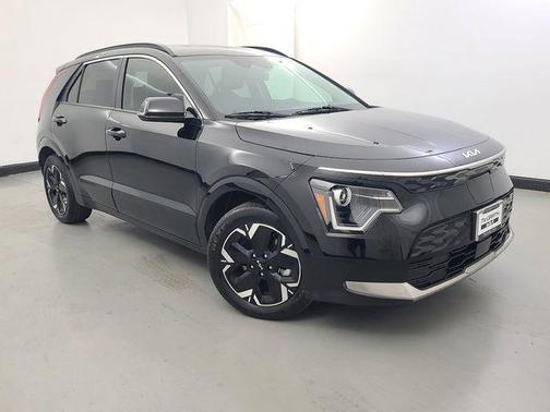 Aurora Black 2024 Kia Niro EV Wind