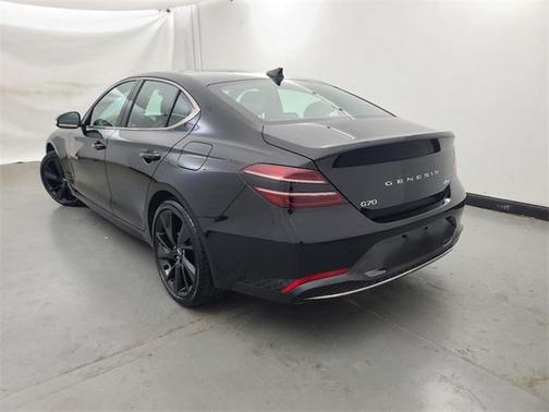 2023 Genesis G70 2.0T AWD