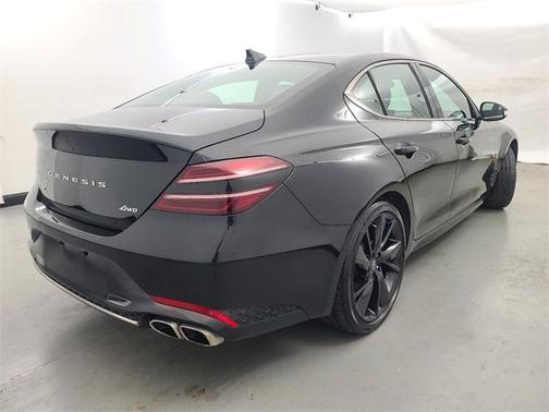 2023 Genesis G70 2.0T AWD