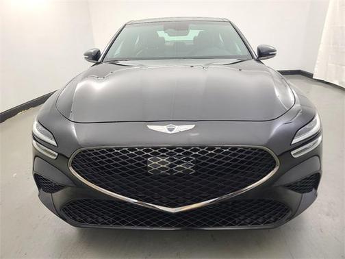 2023 Genesis G70 2.0T AWD