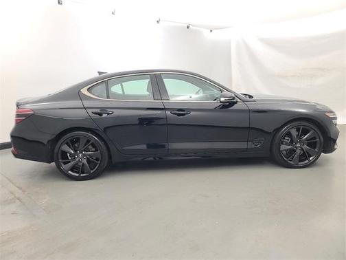 2023 Genesis G70 2.0T AWD