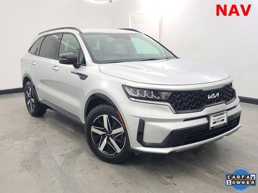 2022 Kia Sorento S