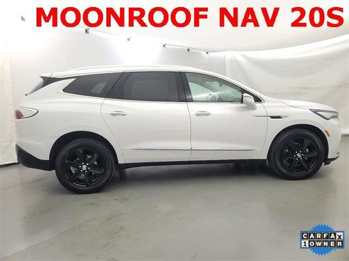 2023 Buick Enclave Essence AWD