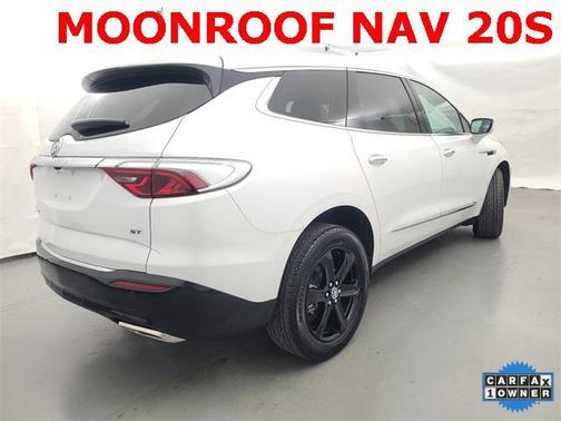 2023 Buick Enclave Essence AWD