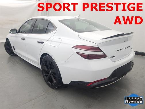 2023 Genesis G70 2.0T AWD