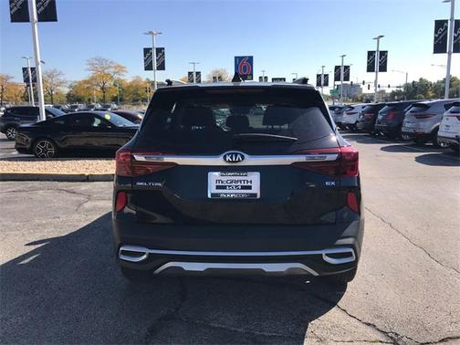 Cherry Black 2021 Kia Seltos EX