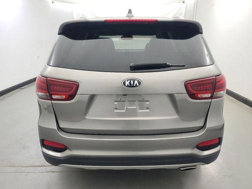 Titanium Silver 2019 Kia Sorento EX