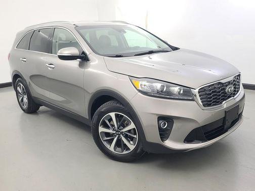 Titanium Silver 2019 Kia Sorento EX