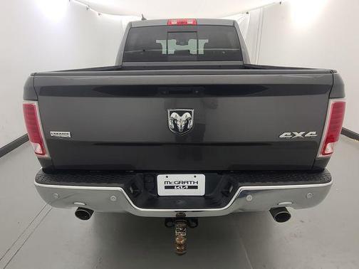 Granite Crystal Metallic Clearcoat 2016 RAM 1500 Laramie