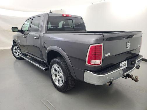 Granite Crystal Metallic Clearcoat 2016 RAM 1500 Laramie