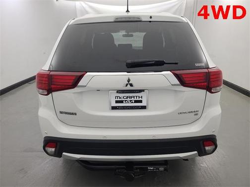 2016 Mitsubishi Outlander SE