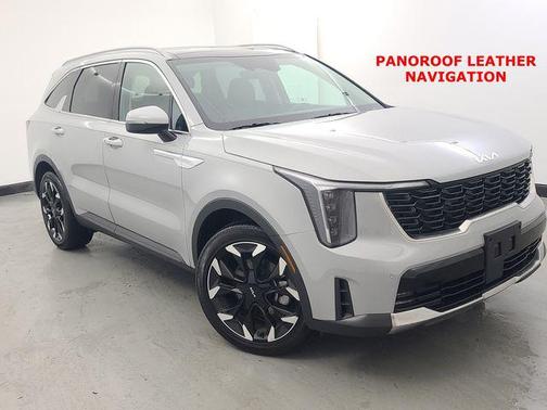 Wolf Gray 2025 Kia Sorento EX