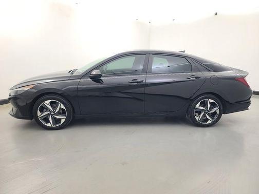 Onyx Black 2023 Hyundai ELANTRA SEL