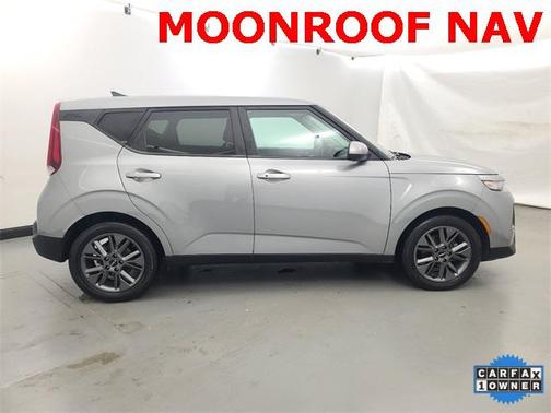2022 Kia Soul EX