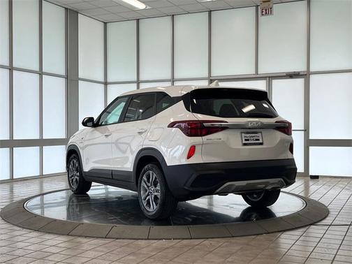 2023 Kia Seltos LX