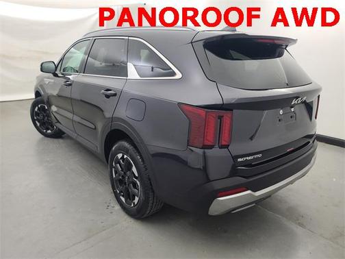 2025 Kia Sorento S