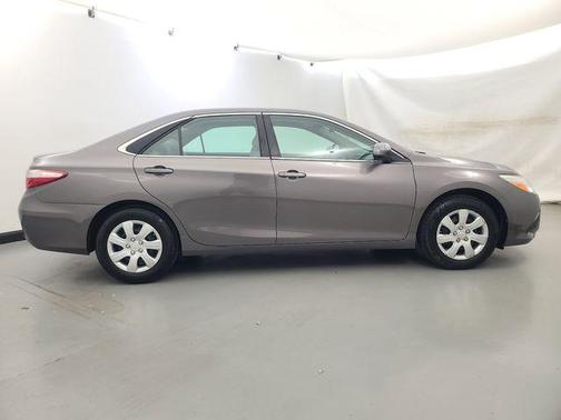 Predawn Gray Mica 2016 Toyota Camry LE