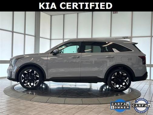 2025 Kia Sorento SX