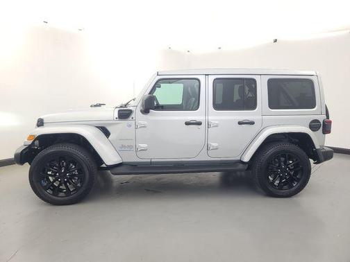 Silver Zynith Clearcoat 2023 Jeep Wrangler 4xe Sahara