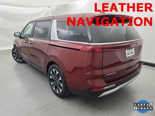 2023 Kia Carnival EX