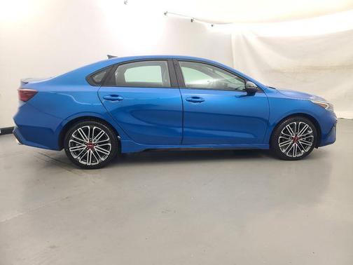 Sporty Blue 2022 Kia Forte GT