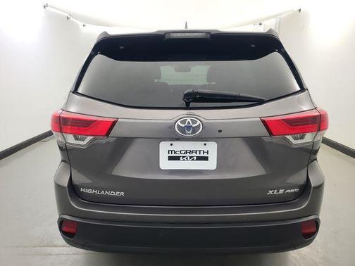 Predawn Gray Mica 2017 Toyota Highlander XLE