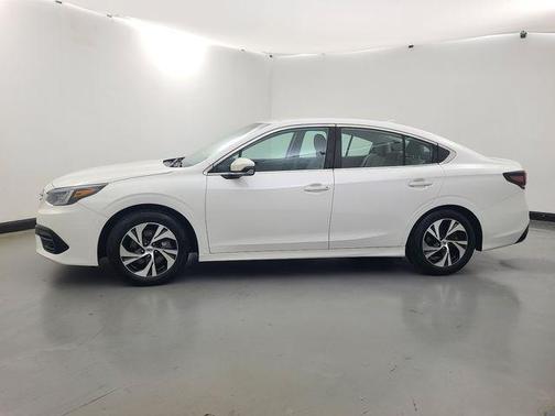 Crystal White Pearl 2022 Subaru Legacy Premium