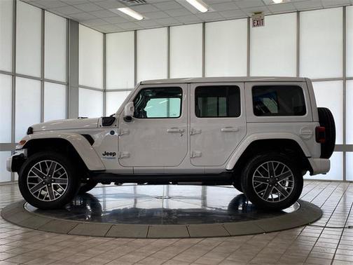 2022 Jeep Wrangler Unlimited 4xe Sahara High Altitude