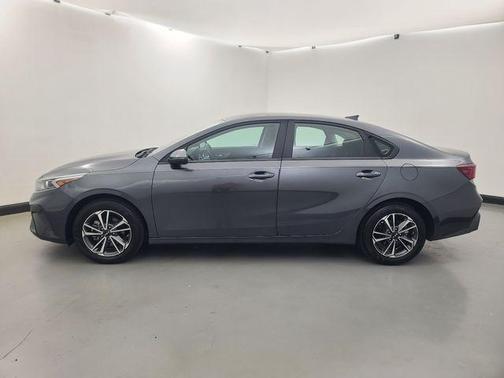 Gravity Gray 2024 Kia Forte LXS