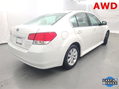 2011 Subaru Legacy Premium