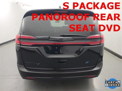 2023 Chrysler Pacifica Hybrid Limited