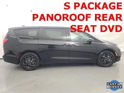 2023 Chrysler Pacifica Hybrid Limited