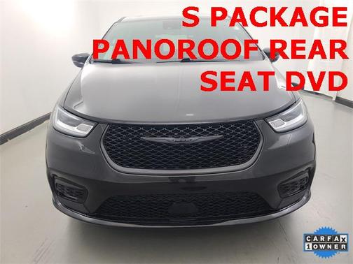 2023 Chrysler Pacifica Hybrid Limited