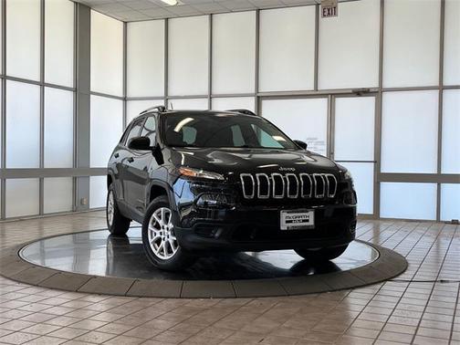 2017 Jeep Cherokee Sport