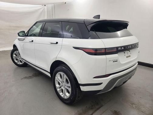 Yulong White Metallic 2020 Land Rover Range Rover Evoque S