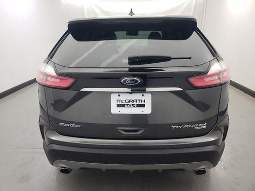 MAGNETIC 2019 Ford Edge Titanium